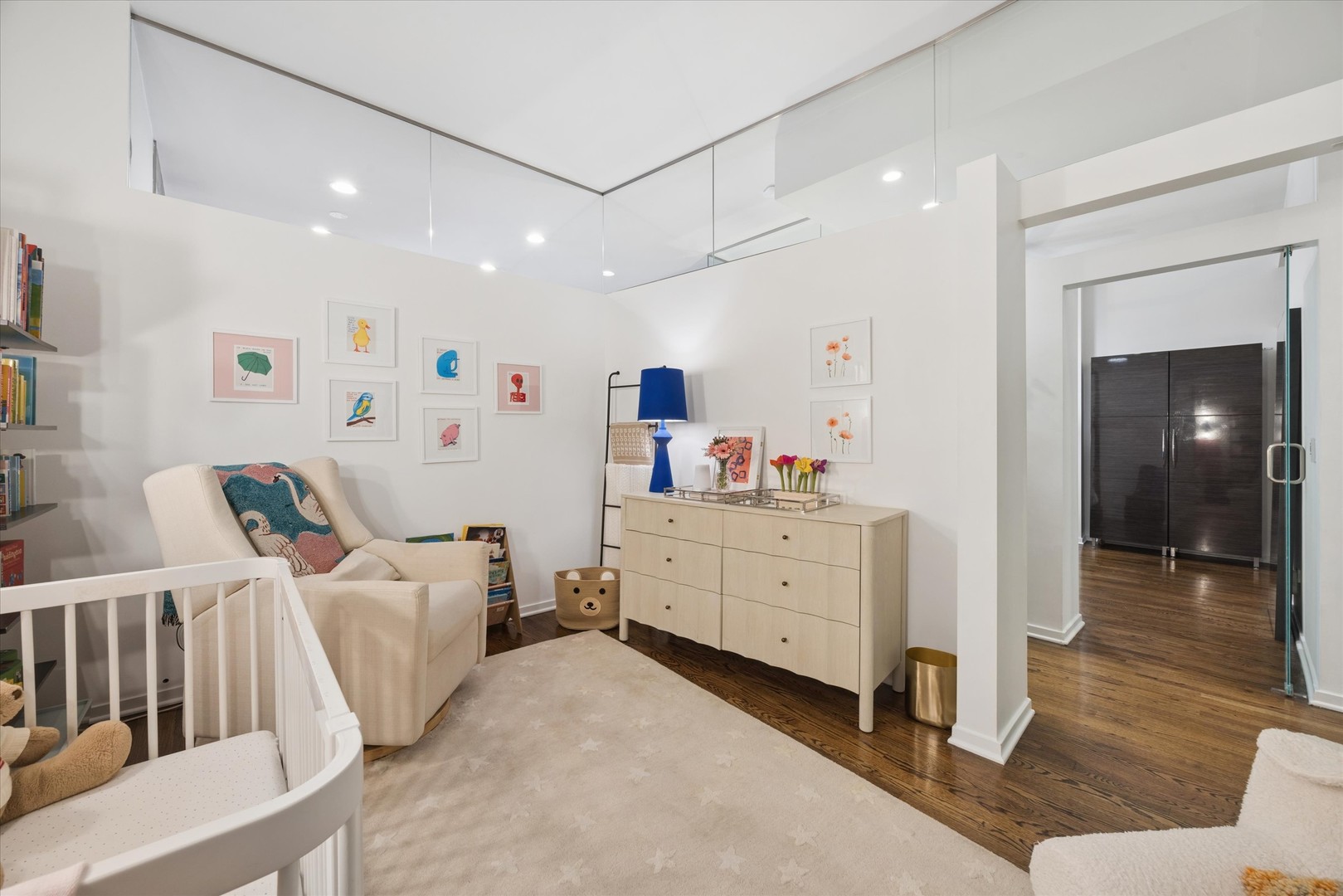 208 W Washington Street Unit: 1813