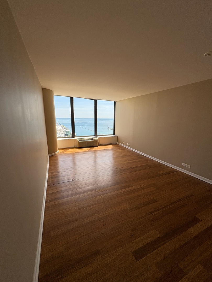 505 N Lake Shore Drive Unit: 2804