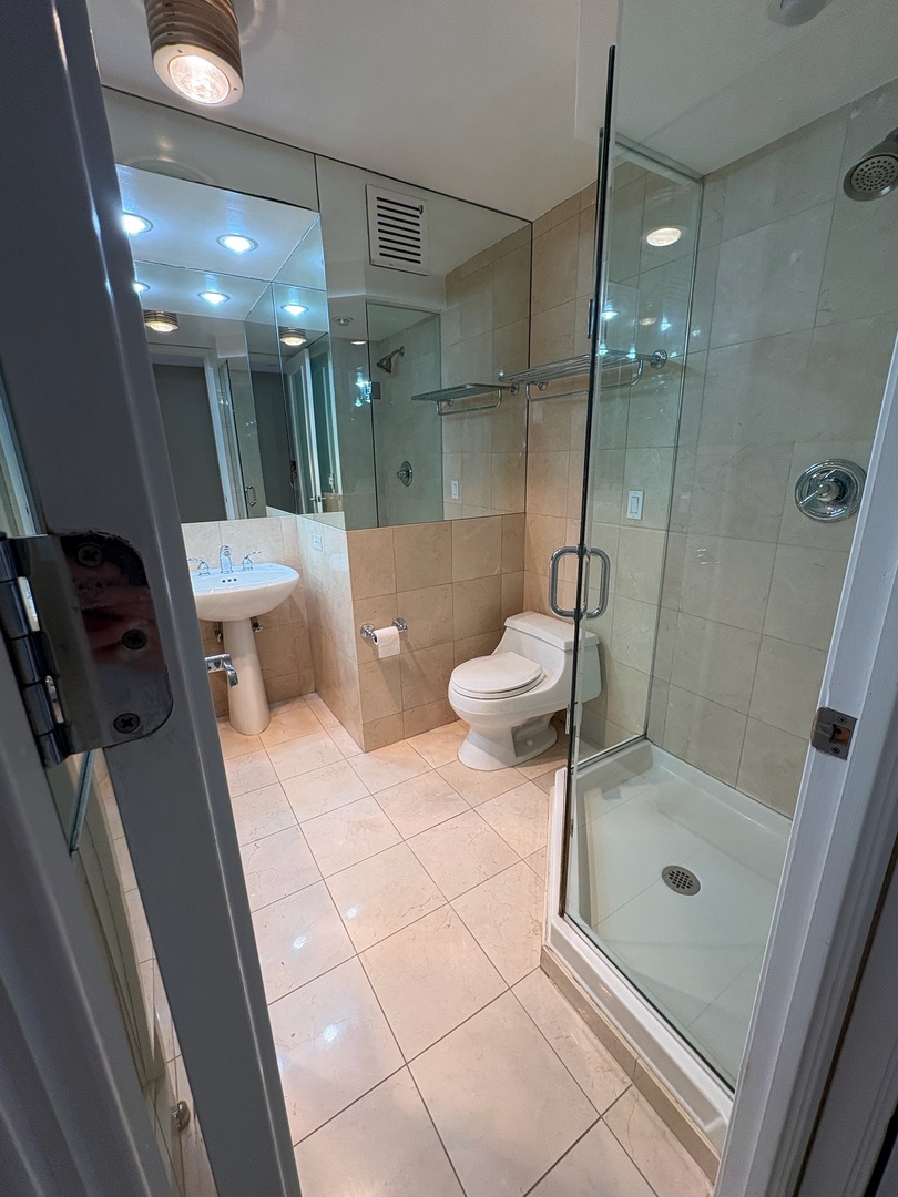 505 N Lake Shore Drive Unit: 2804