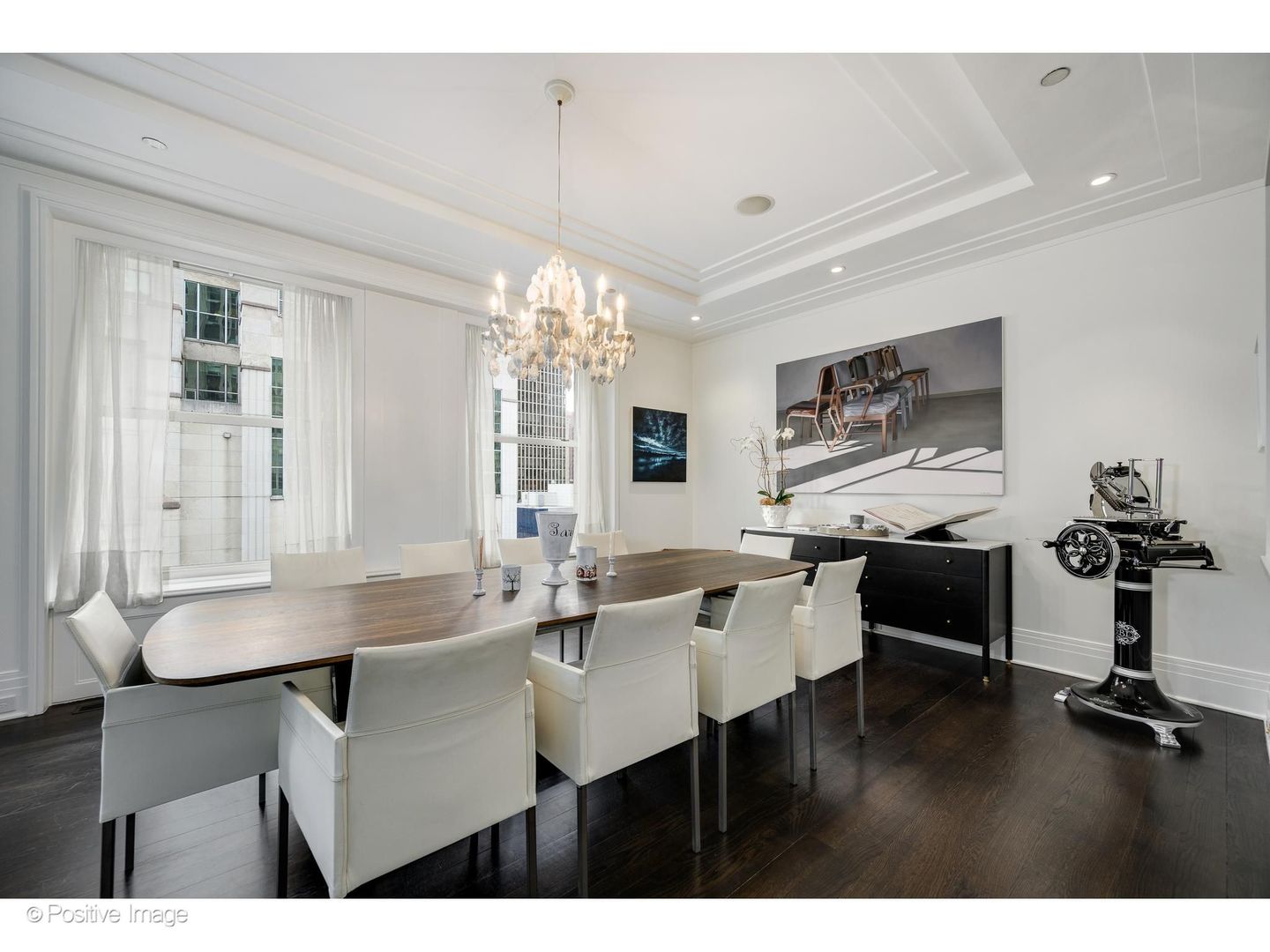 159 E Walton Place Unit: 8G