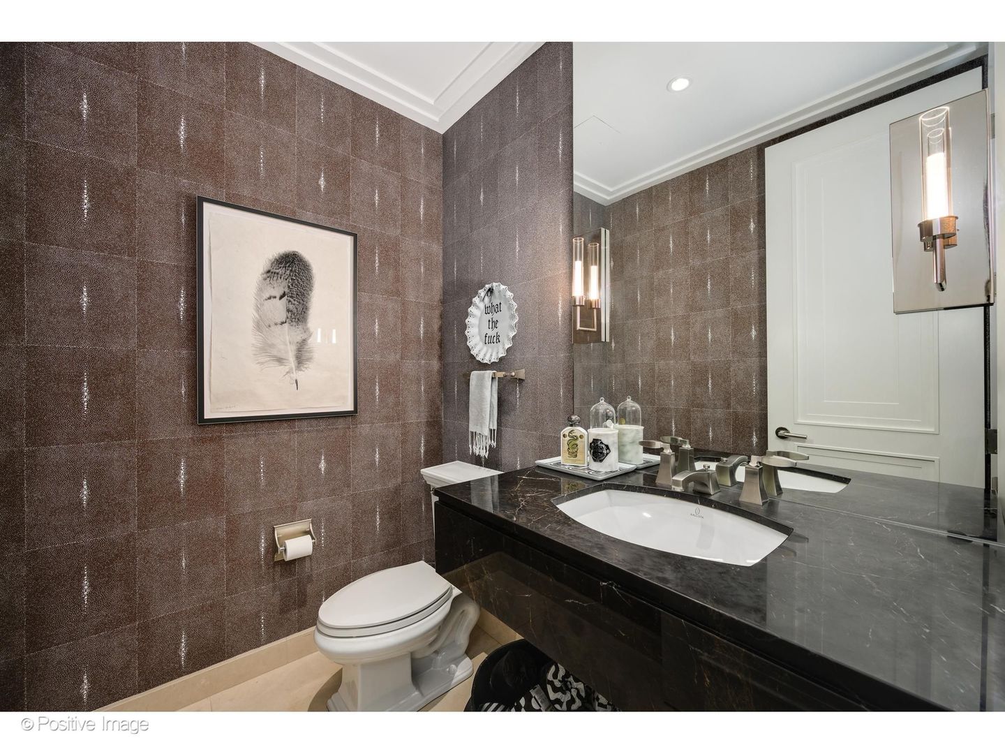 159 E Walton Place Unit: 8G