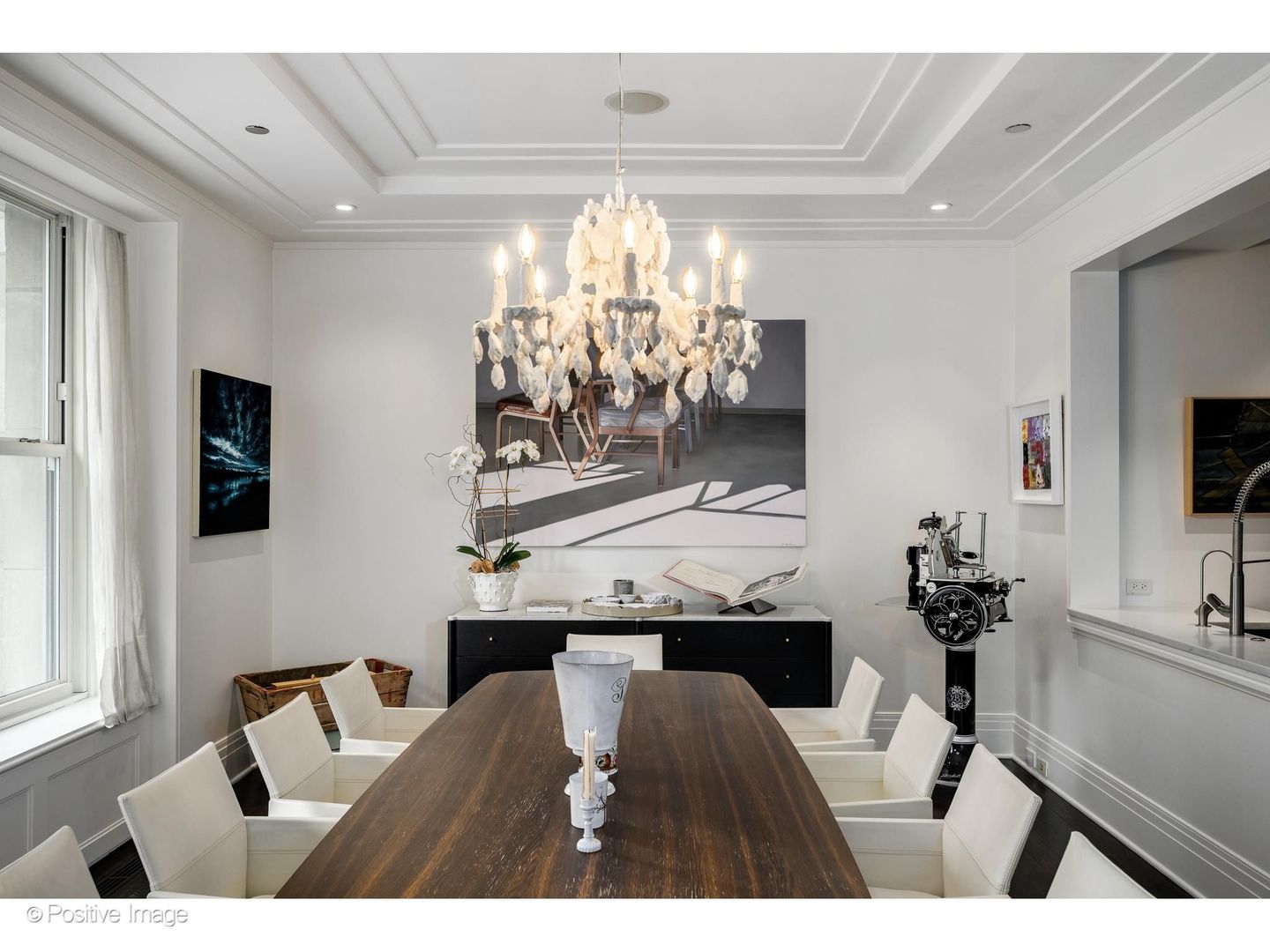 159 E Walton Place Unit: 8G