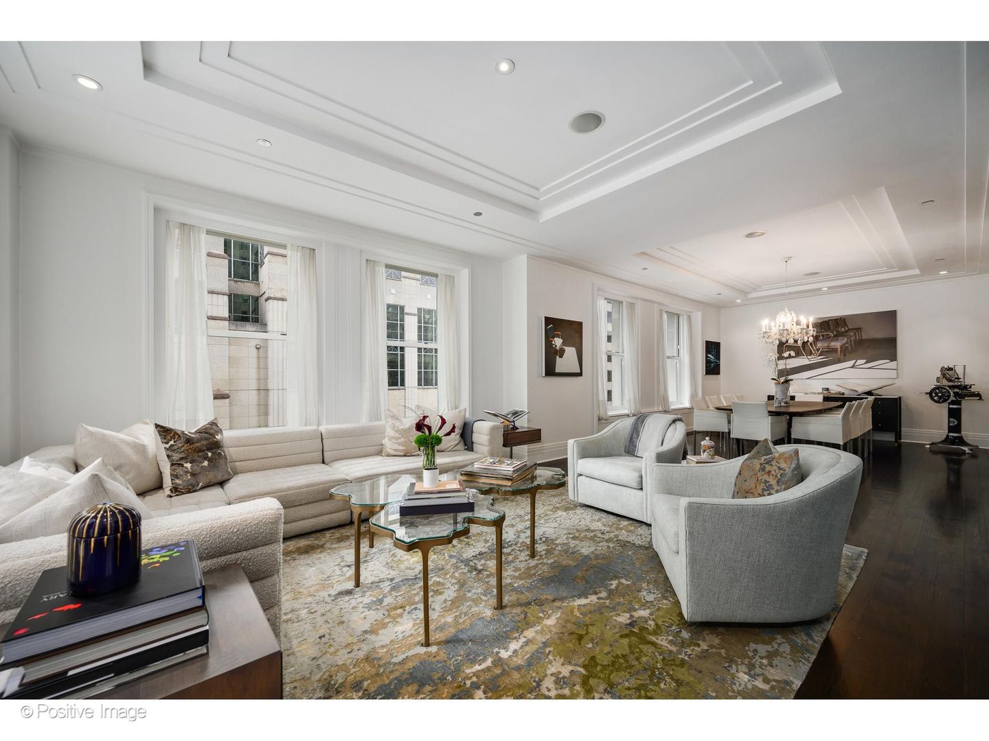 159 E Walton Place Unit: 8G