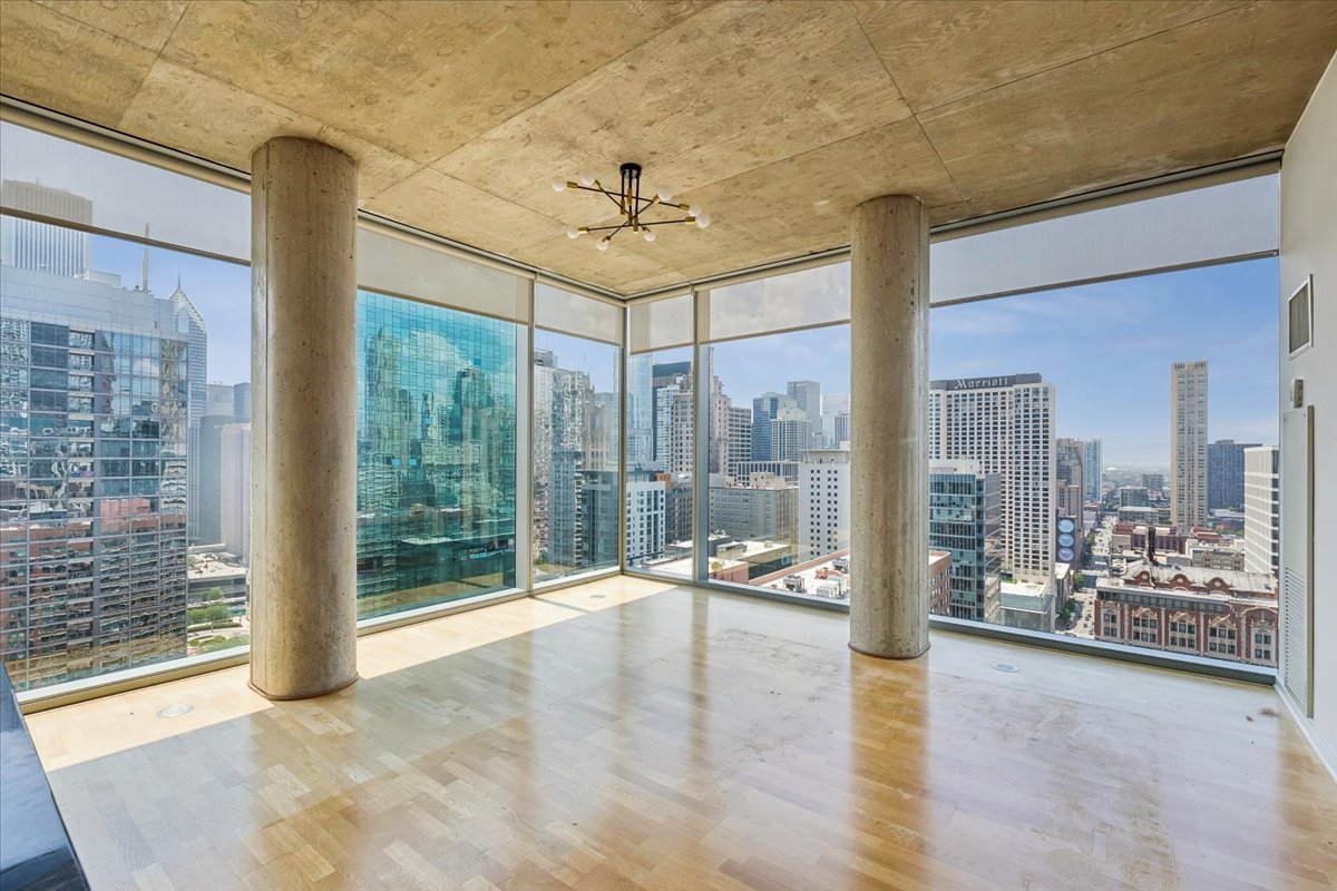 600 N Fairbanks Court Unit: 3107