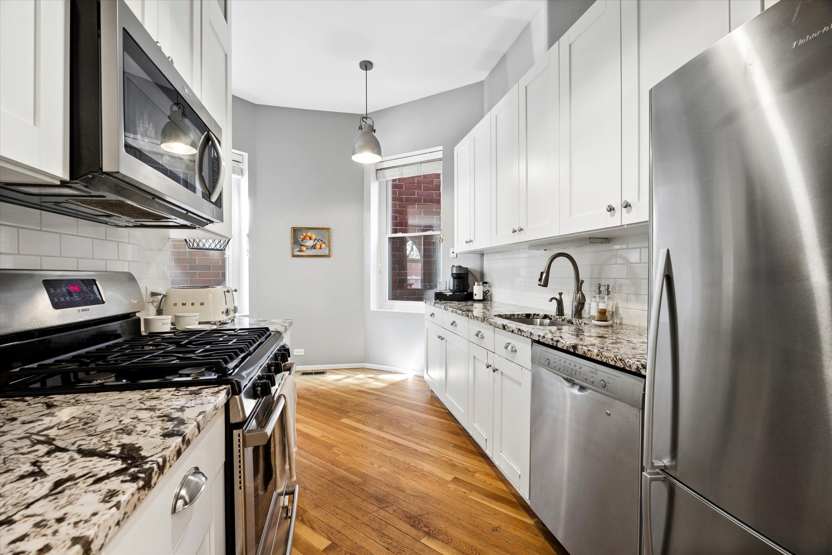 2734 N Seminary Avenue Unit: 1A