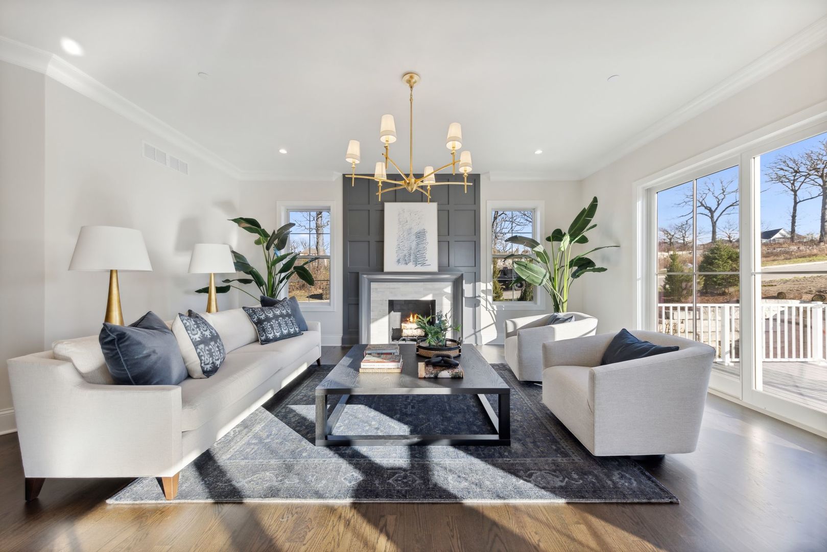 1121 Pin Oak Drive