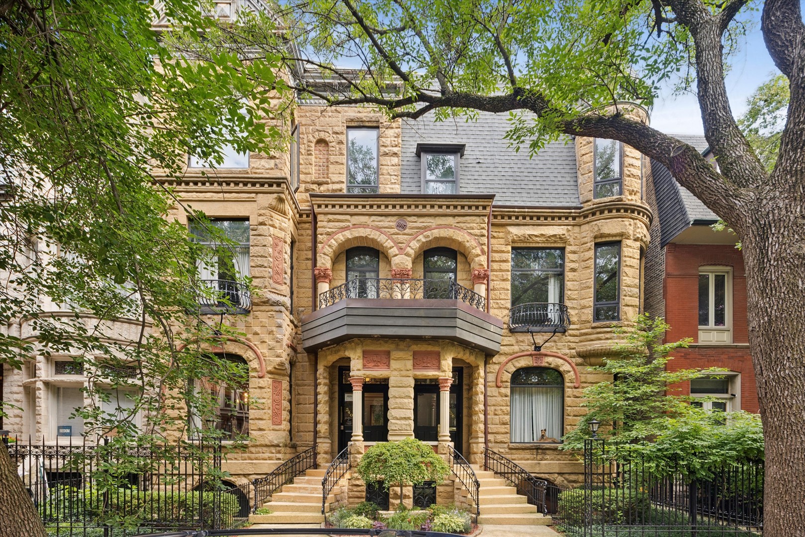 540 W Belden Avenue Unit: 3B