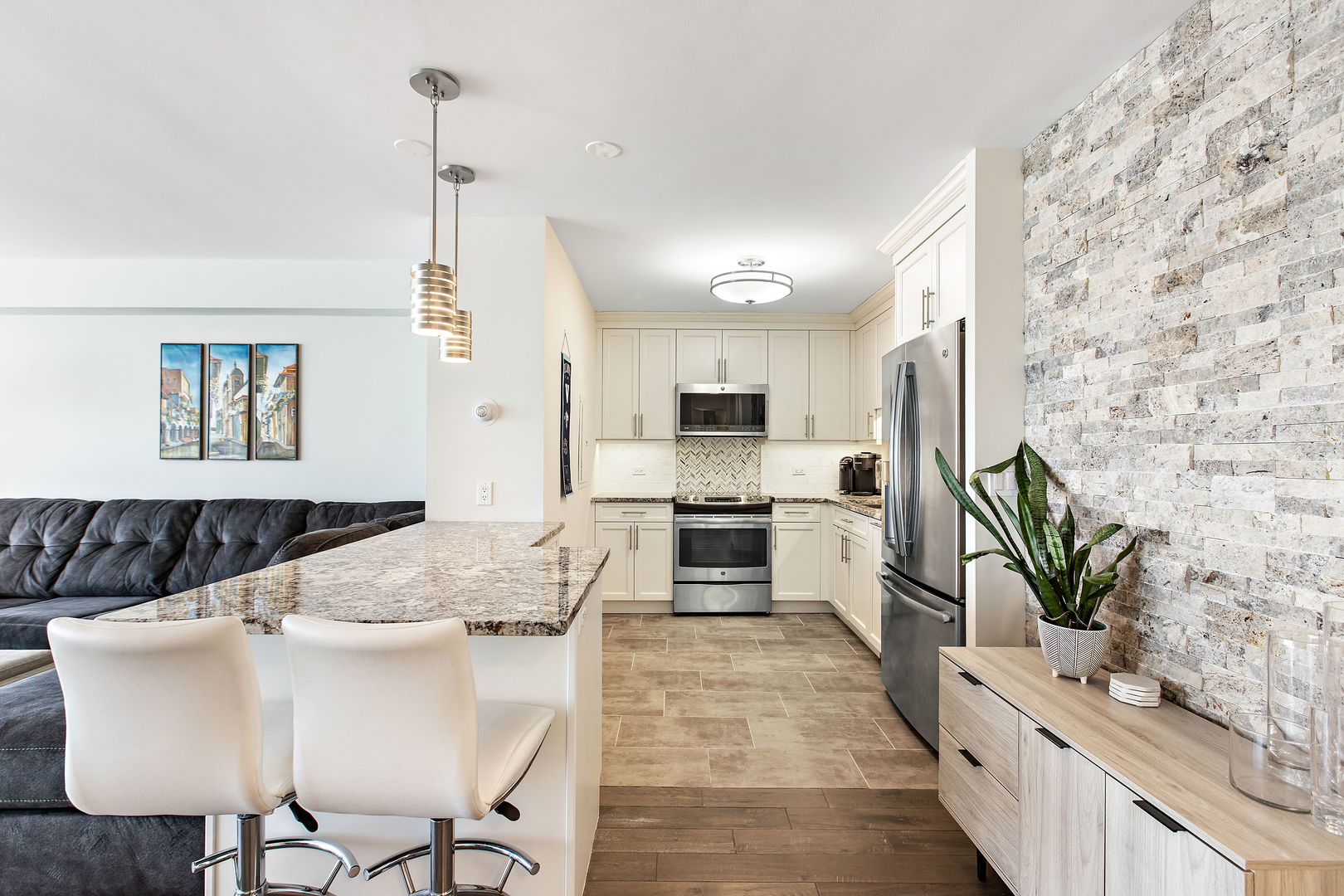 1440 N Lake Shore Drive Unit: 18G