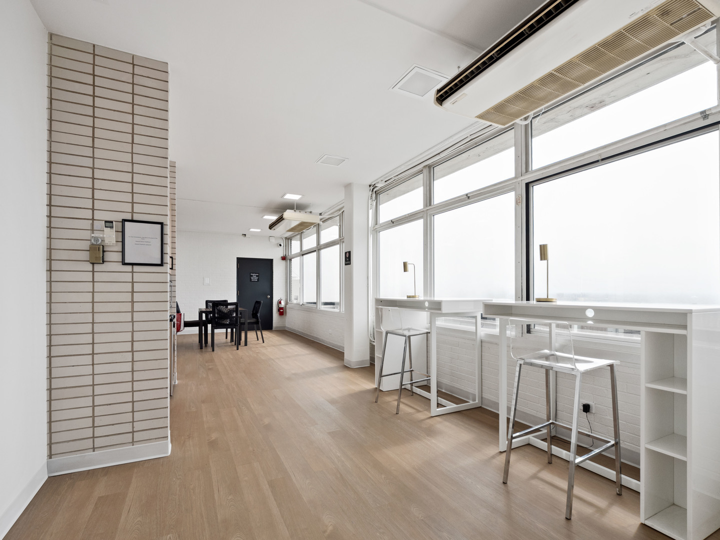 1440 N Lake Shore Drive Unit: 18G