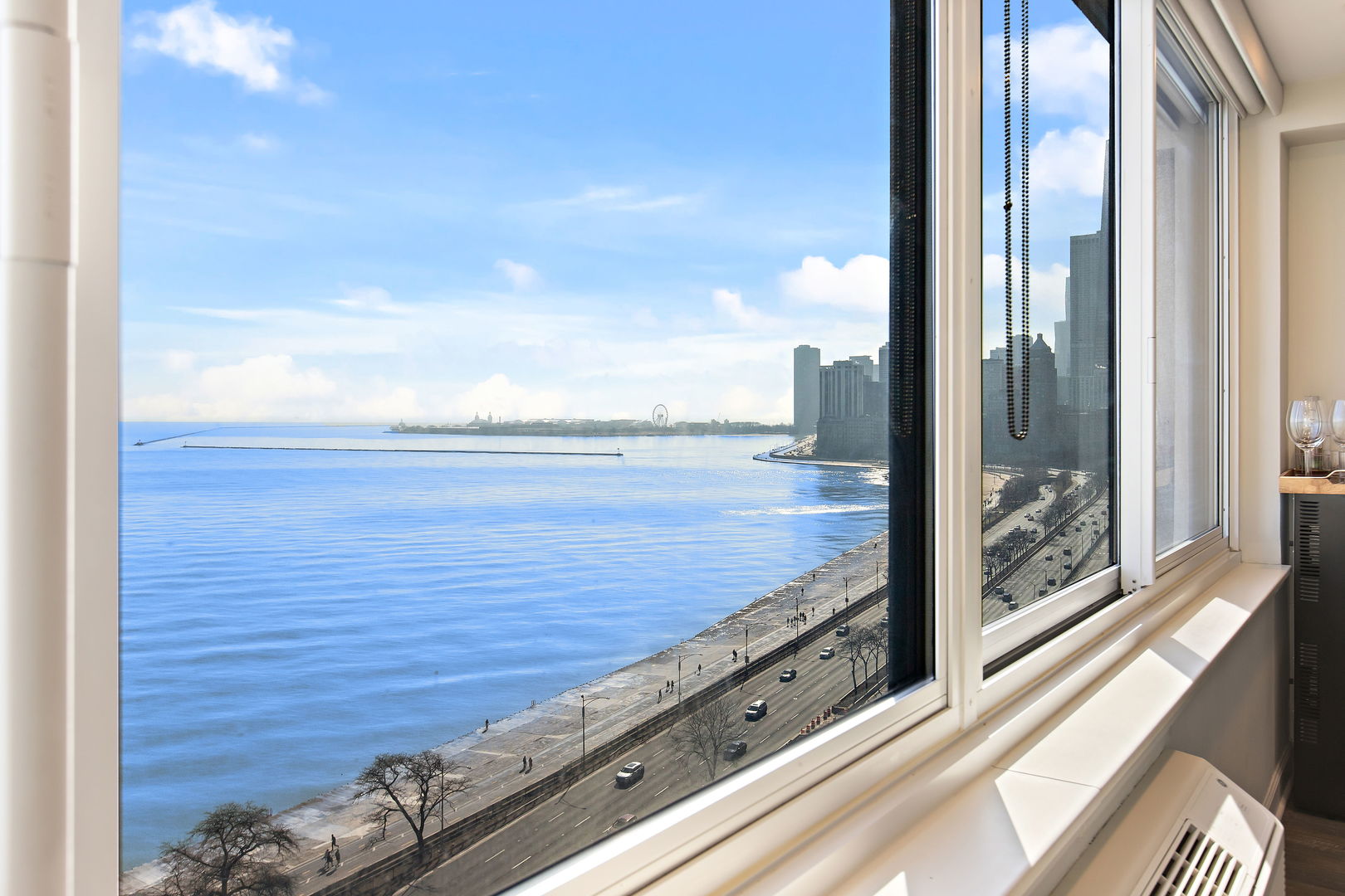 1440 N Lake Shore Drive Unit: 18G