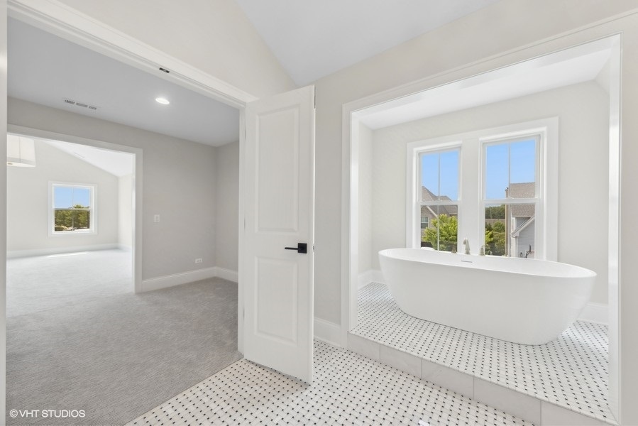 5913 Flagg Creek Lane