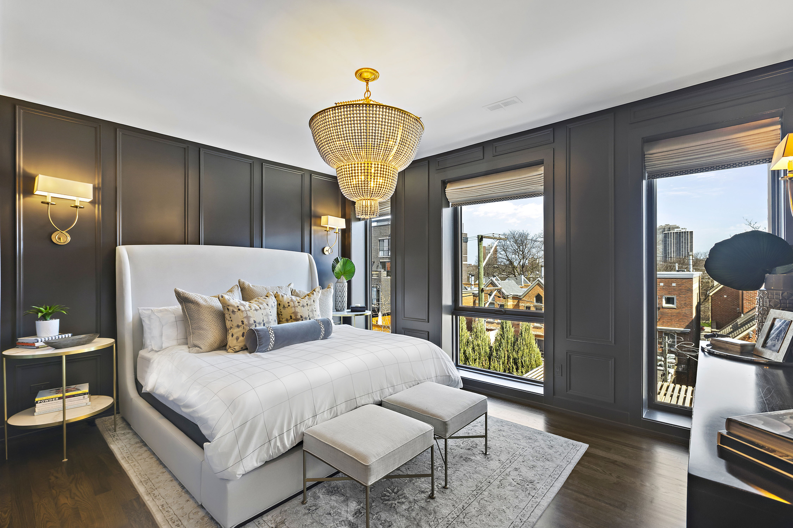 1625 N Burling Street Unit: 304