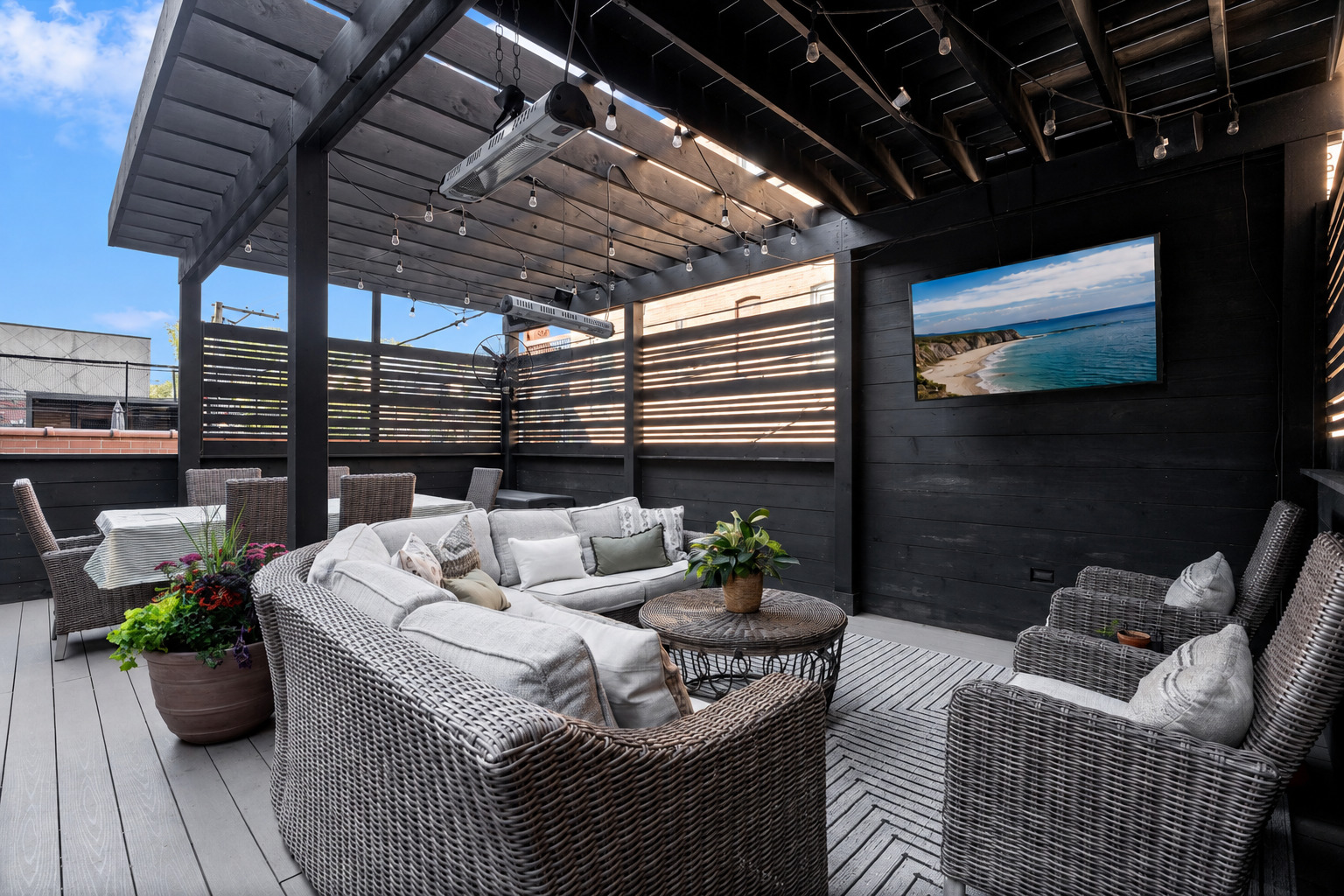 2922 N SHEFFIELD Avenue Unit: 1