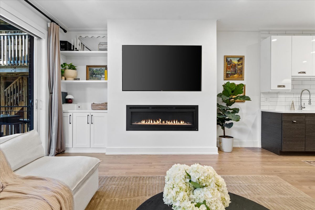 2922 N SHEFFIELD Avenue Unit: 1