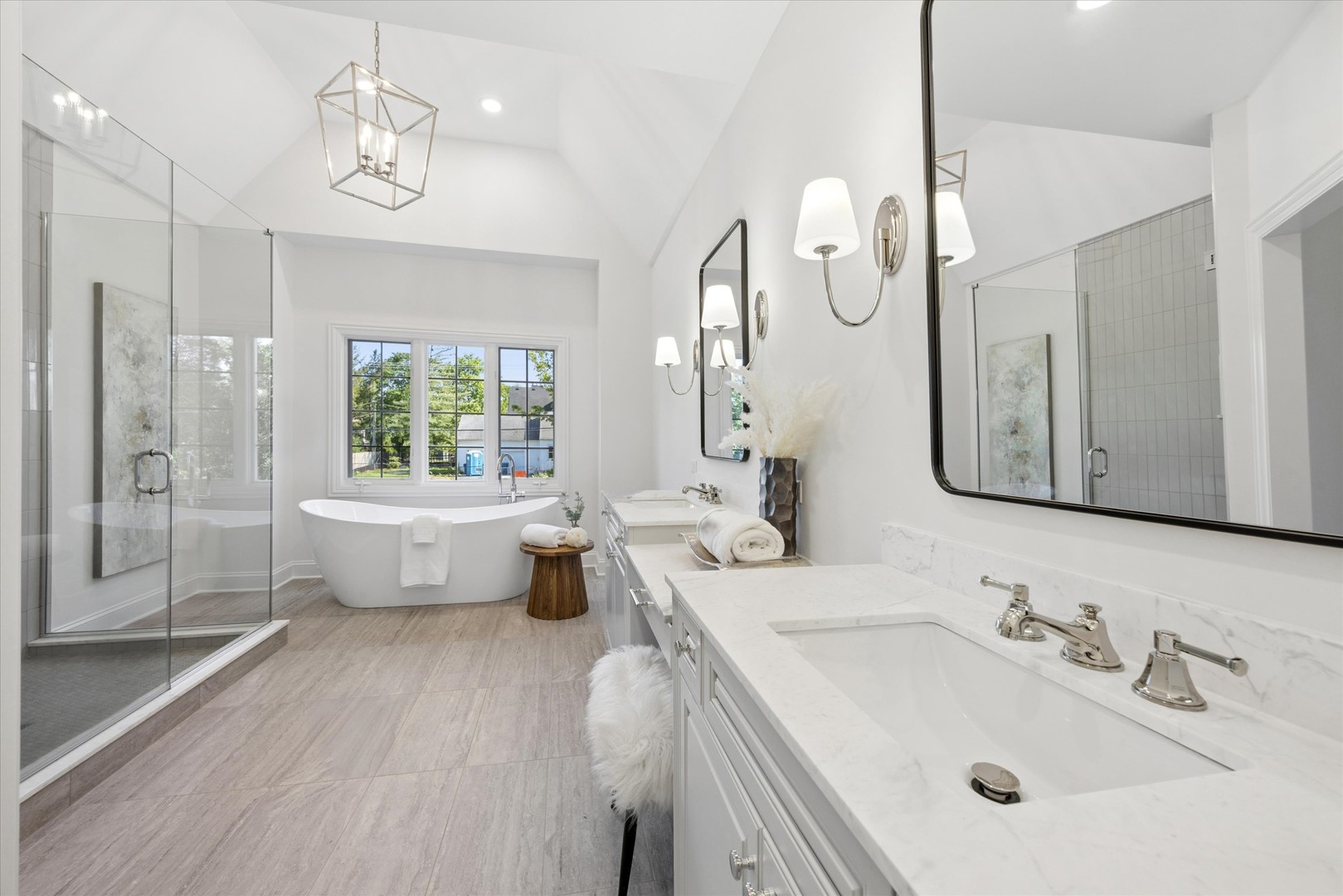 417 W 9th Street