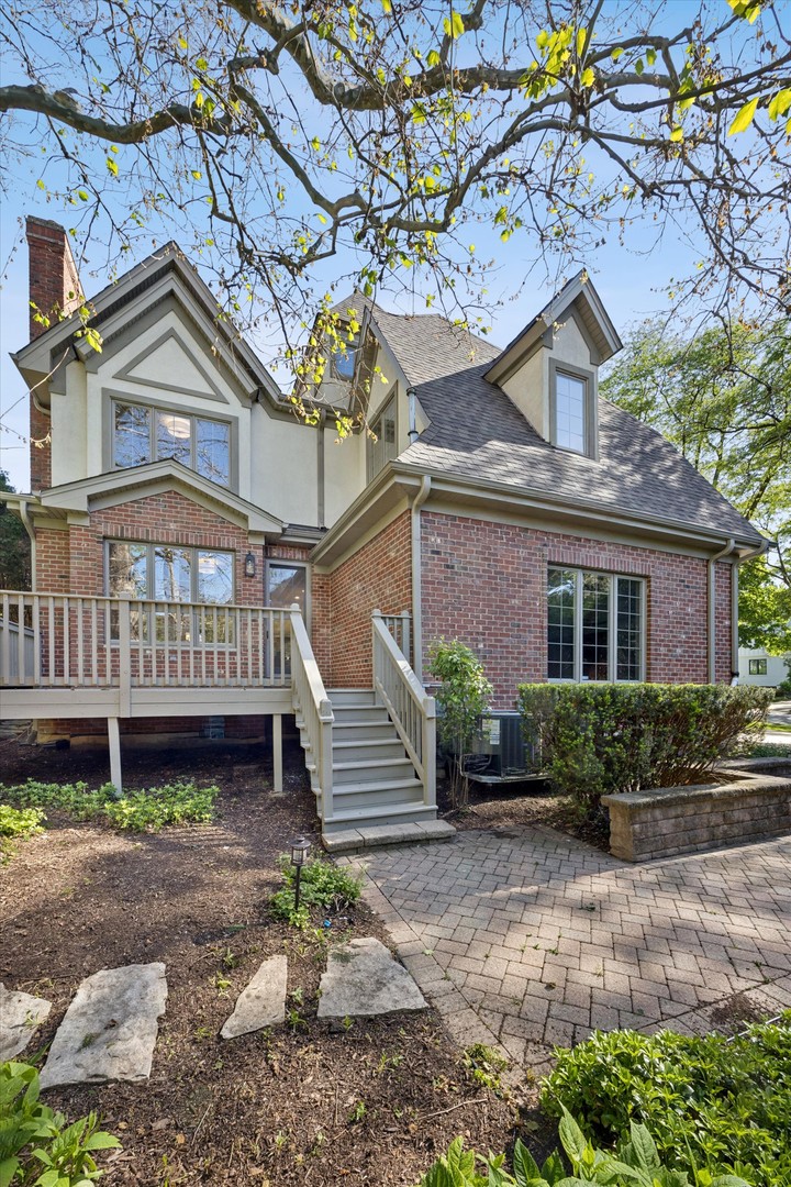 417 W 9th Street