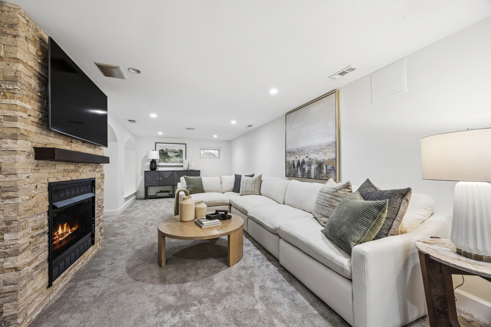 352 RAVINE Road