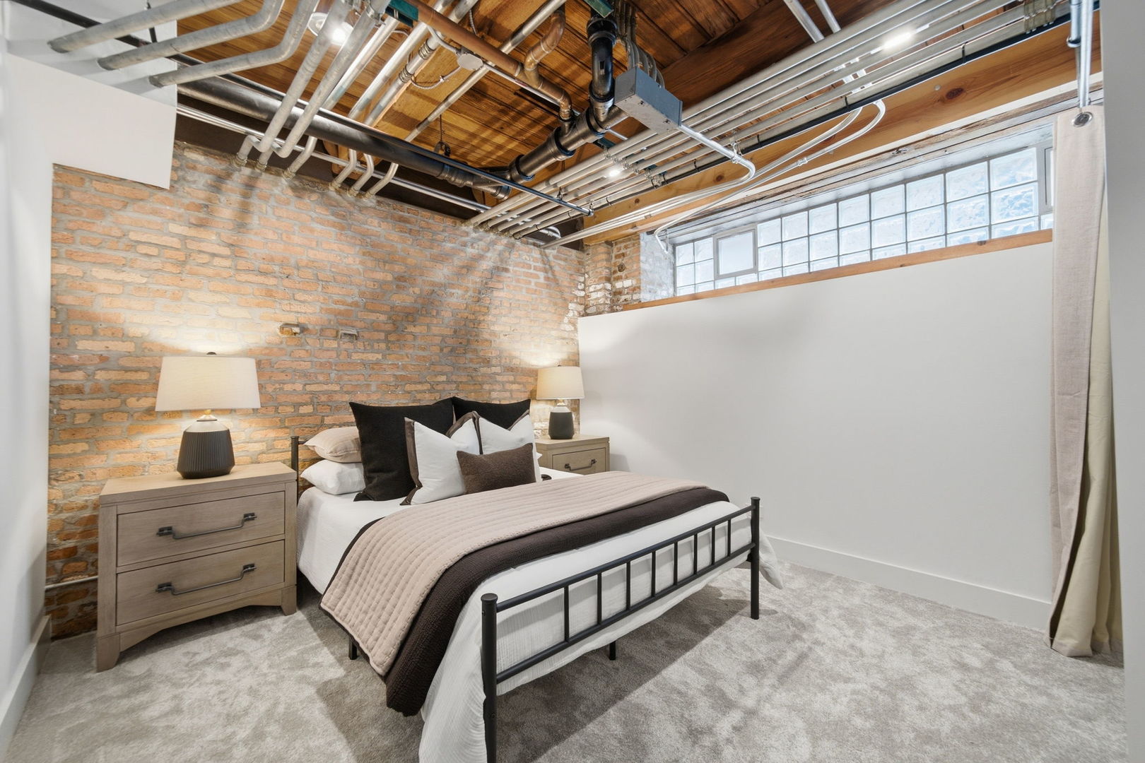 331 S Peoria Street Unit: 107