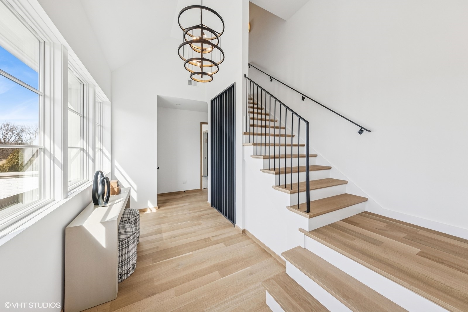 541 Kensington Court