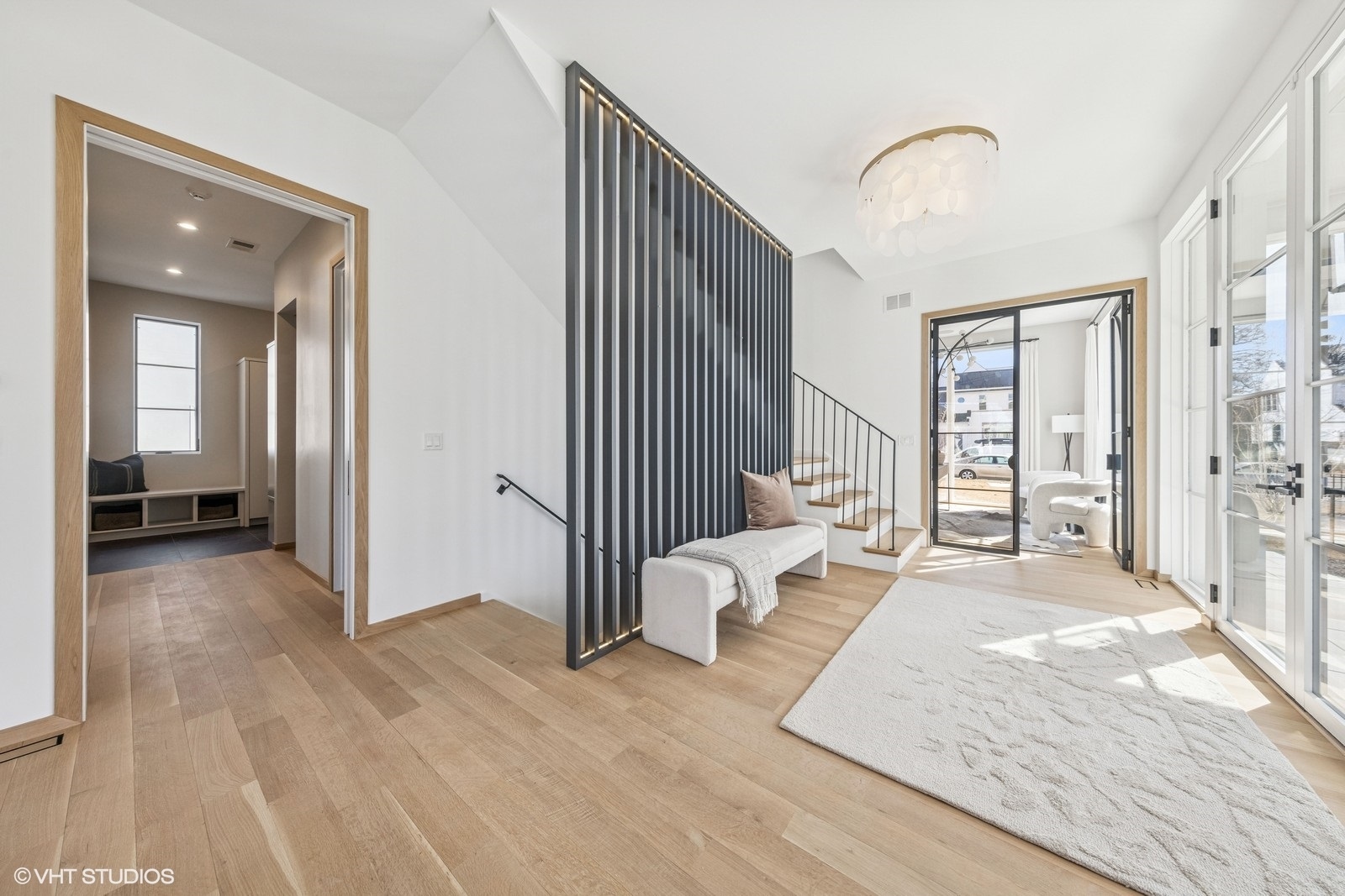 541 Kensington Court