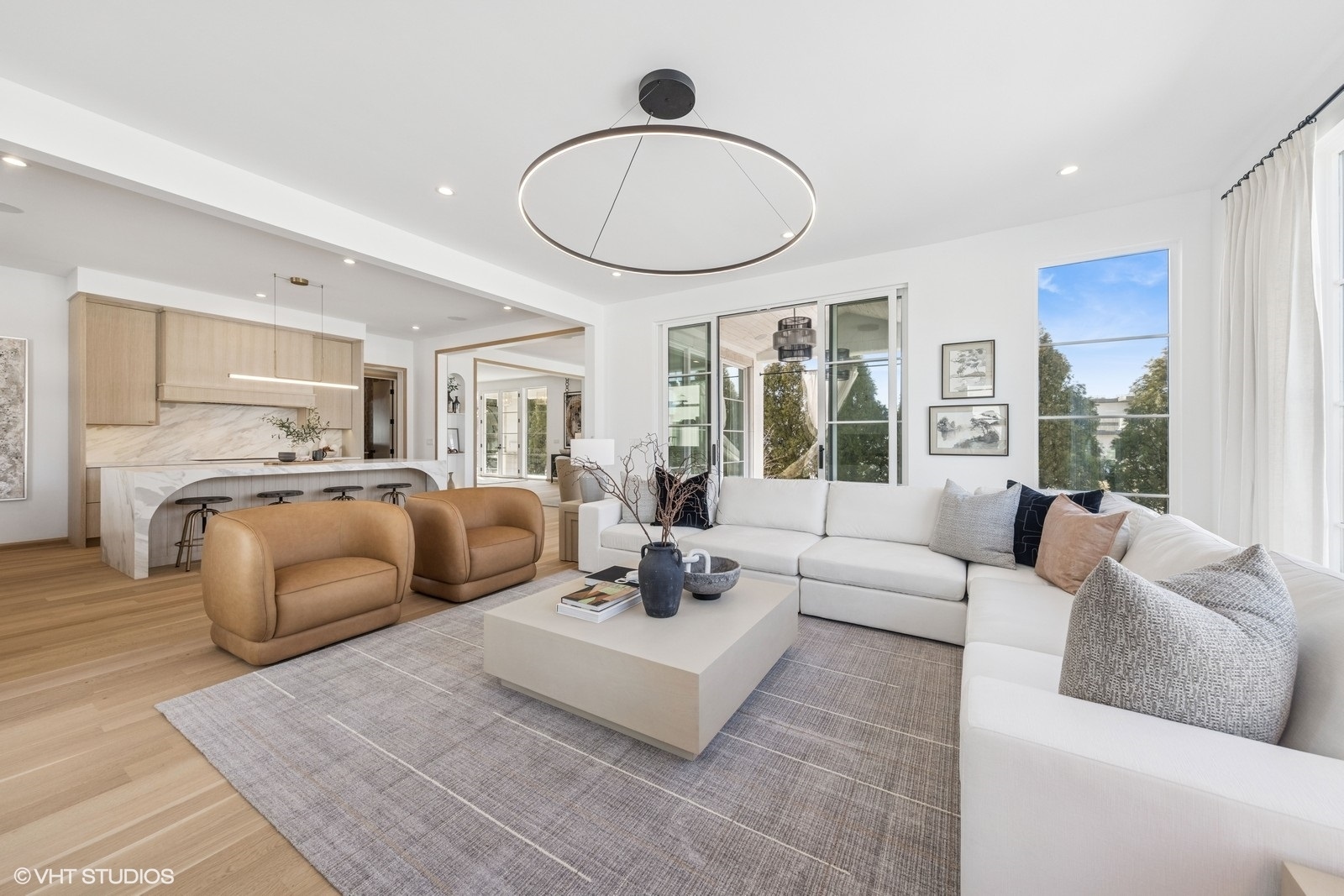 541 Kensington Court