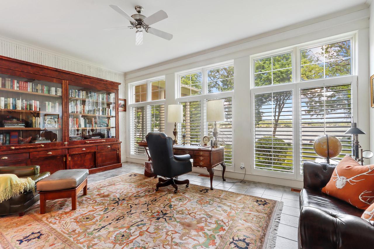 3319 South Shore DRIVE