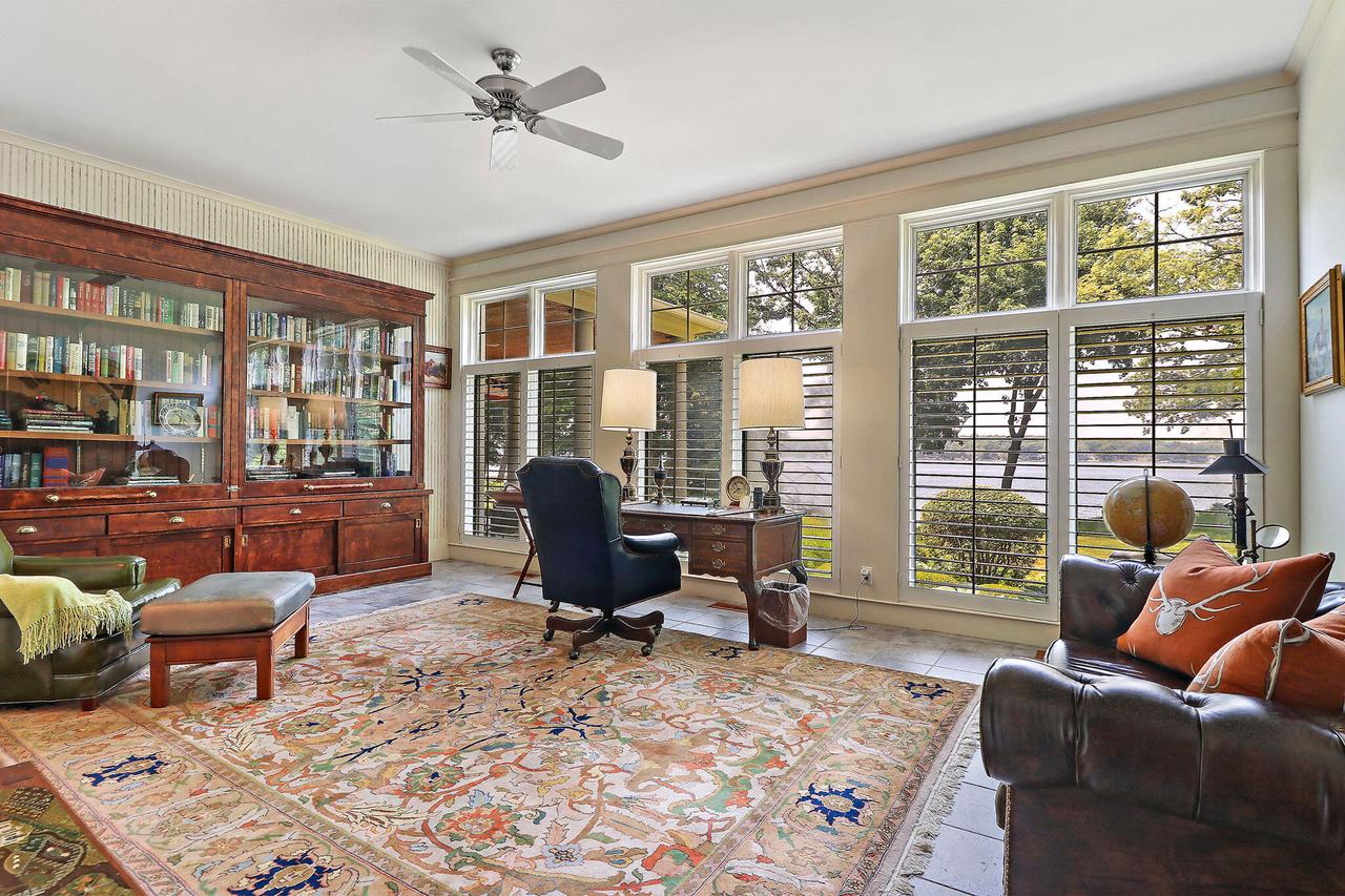 3319 South Shore DRIVE