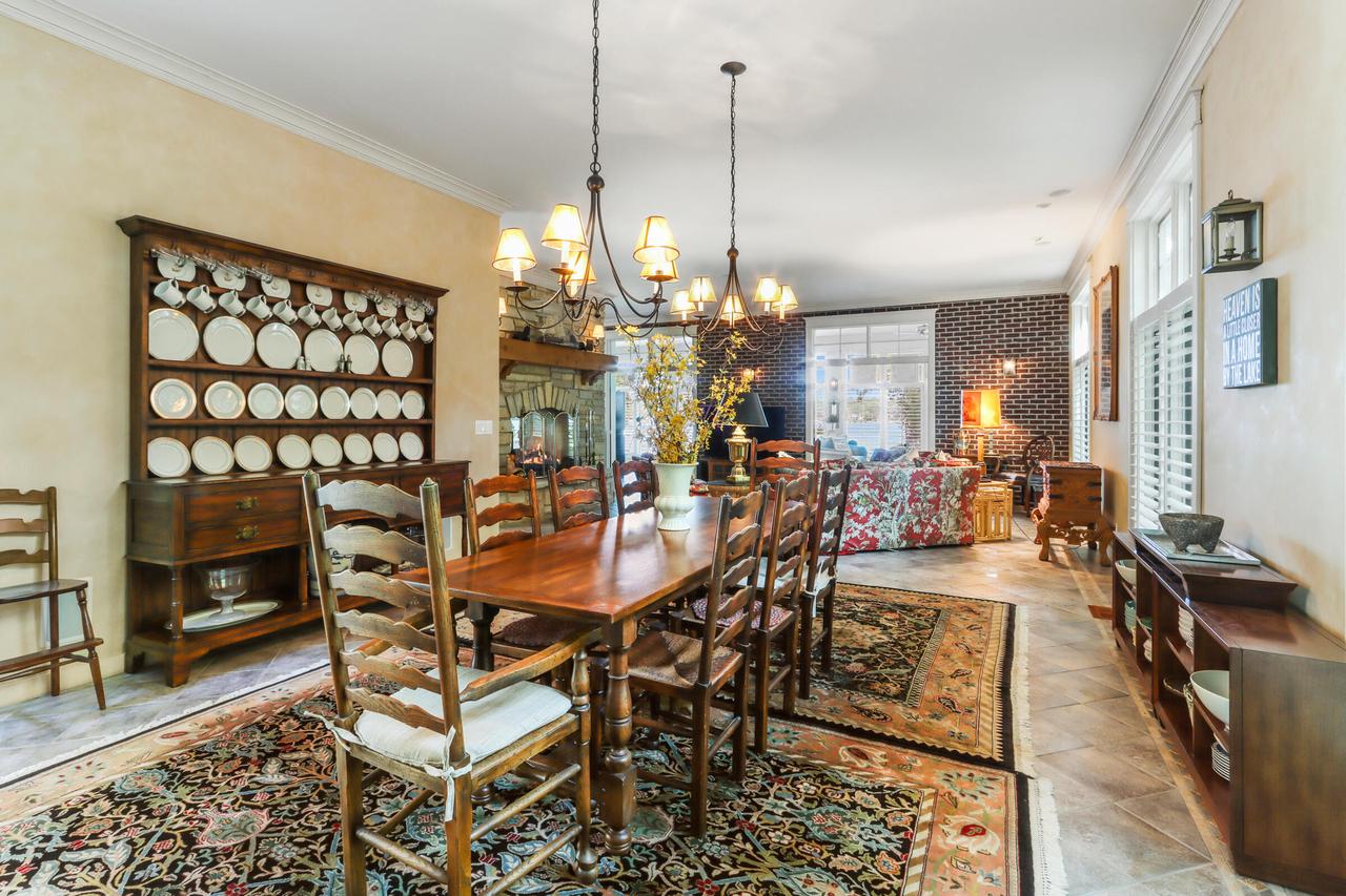 3319 South Shore DRIVE