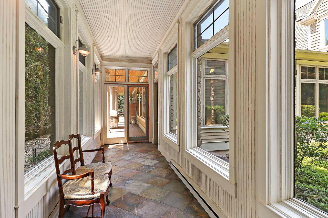 3319 South Shore DRIVE