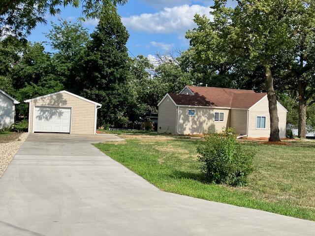 33820 White Oak DRIVE