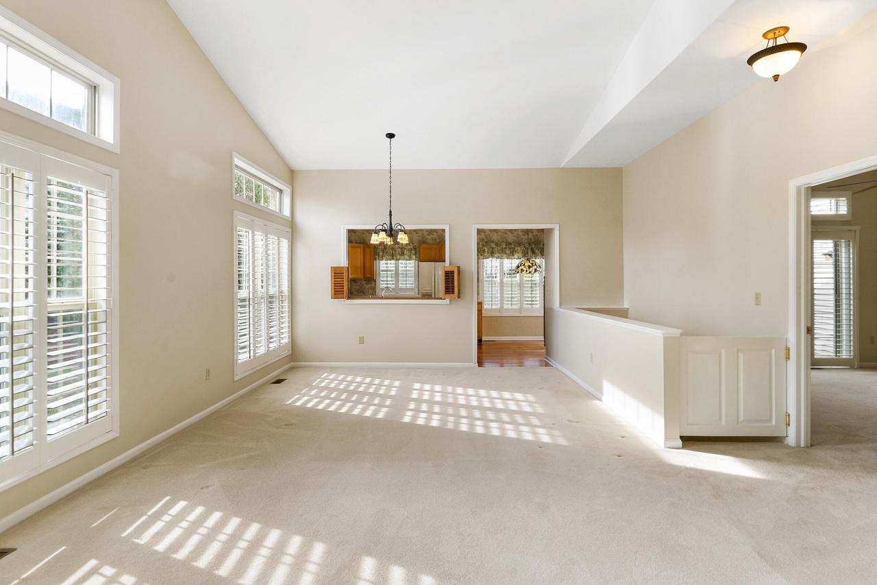 500 South Edwards BOULEVARD 10