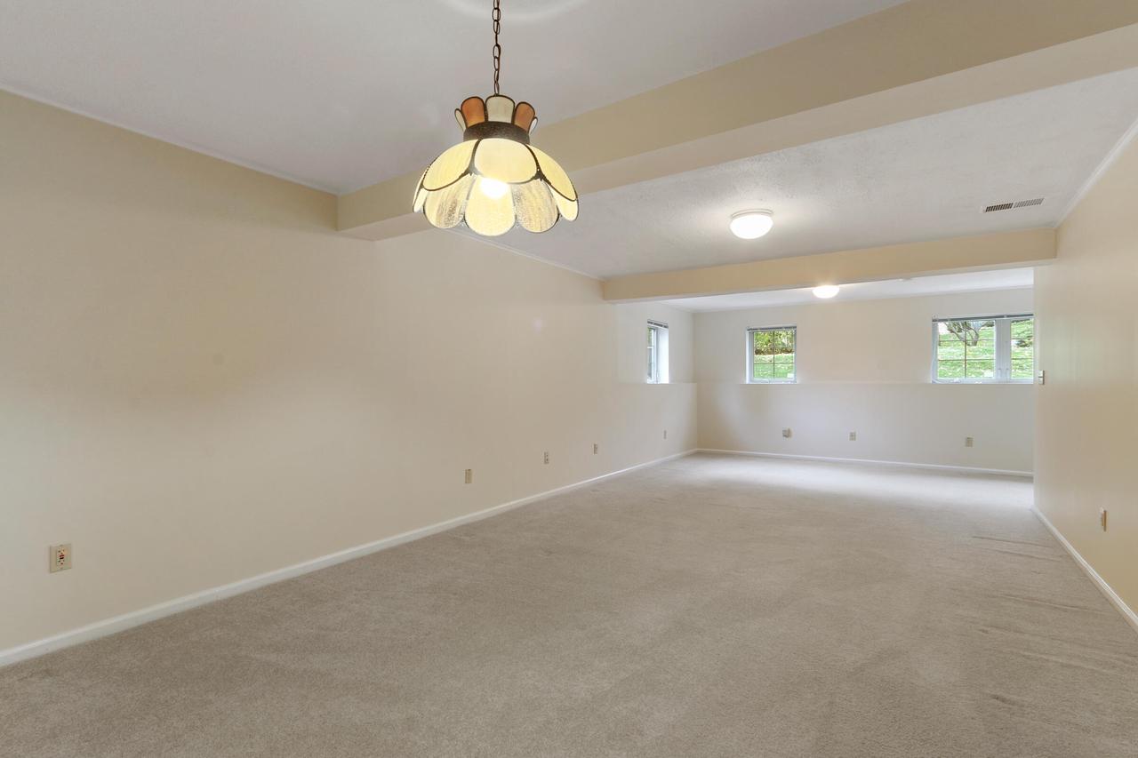 500 South Edwards BOULEVARD 10