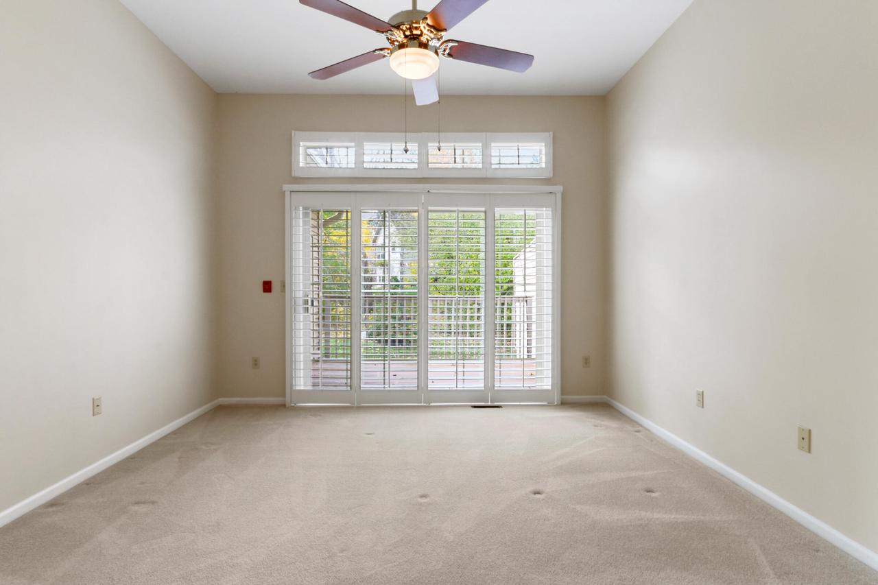 500 South Edwards BOULEVARD 10