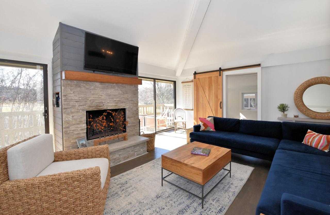 713 Thornridge COURT A