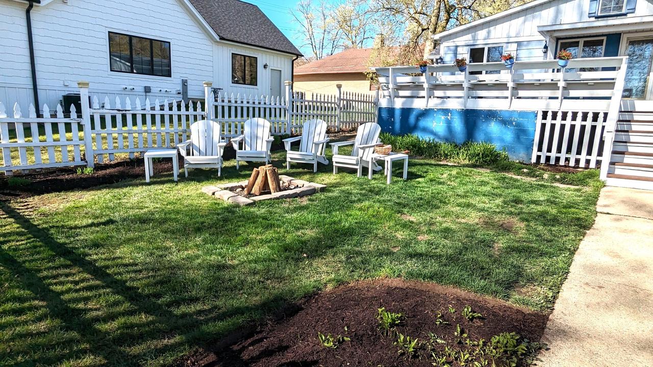 14 North Walworth AVENUE