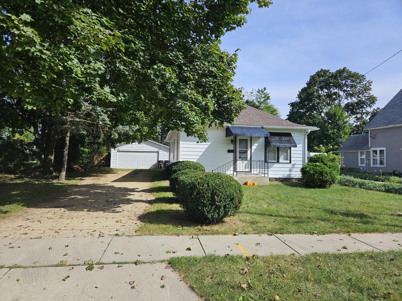 158 Weber STREET