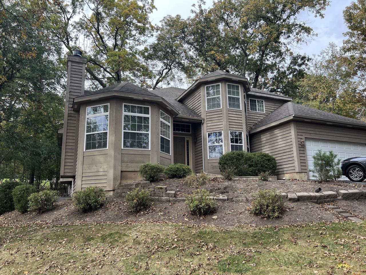 1401 Geneva Club DRIVE 18-01