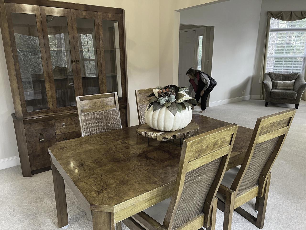 1401 Geneva Club DRIVE 18-01