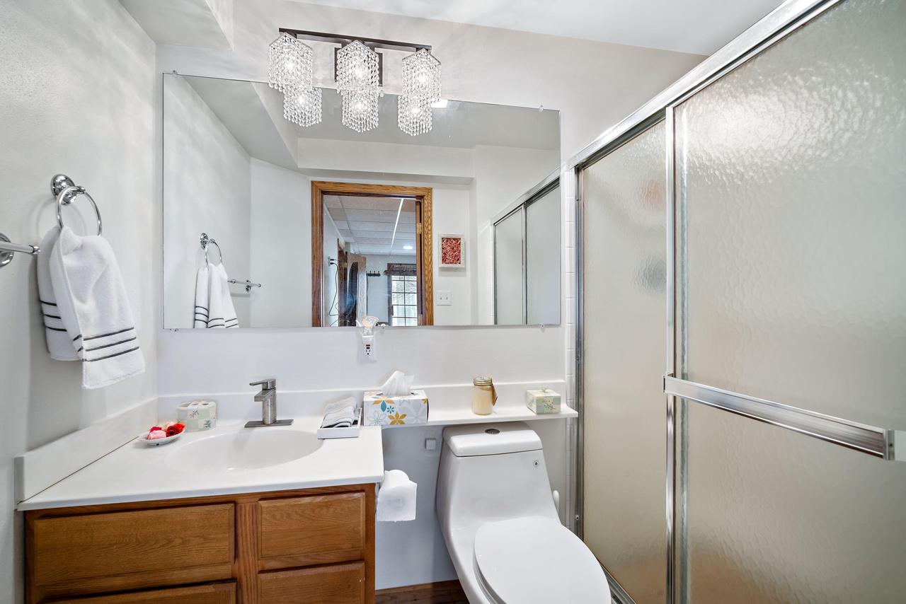 1745 Woodland DRIVE 12-38