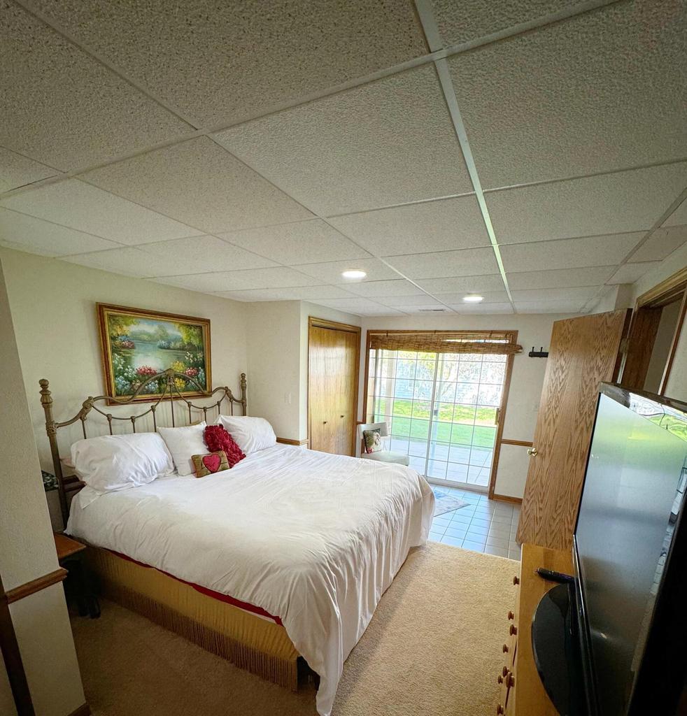 1745 Woodland DRIVE 12-38