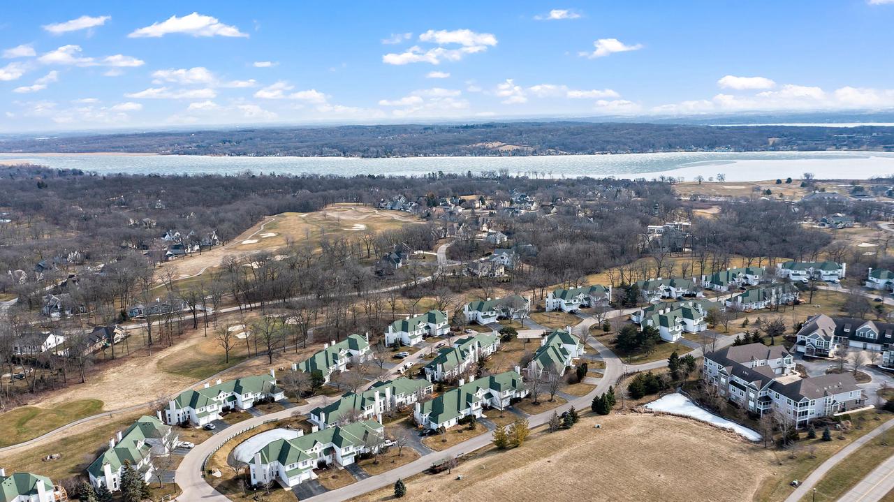 1745 Woodland DRIVE 12-38