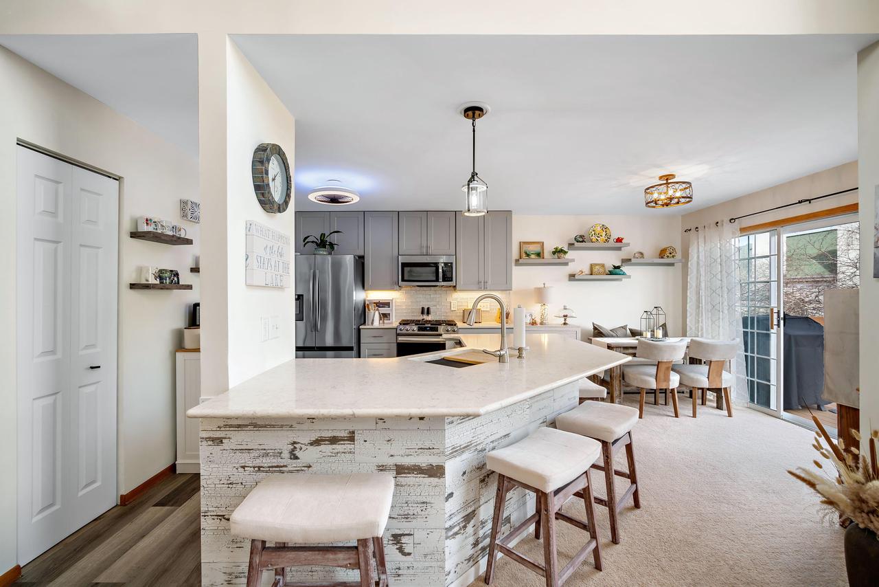 1745 Woodland DRIVE 12-38