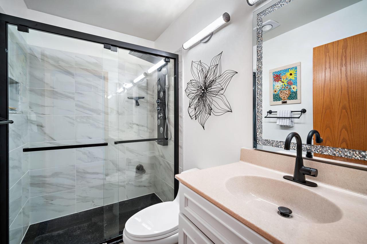 1745 Woodland DRIVE 12-38