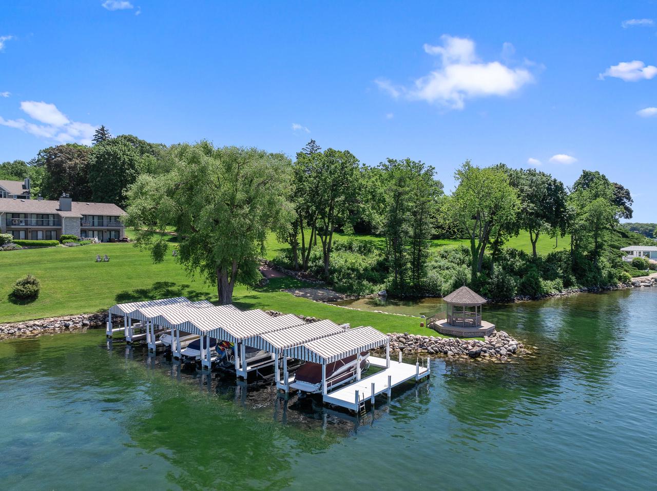 1120 South LAKE SHORE DRIVE 27