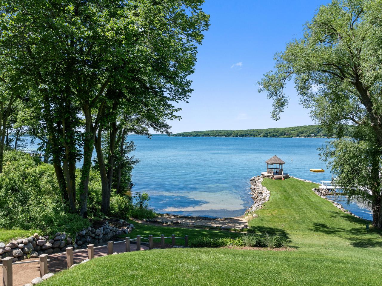 1120 South LAKE SHORE DRIVE 27