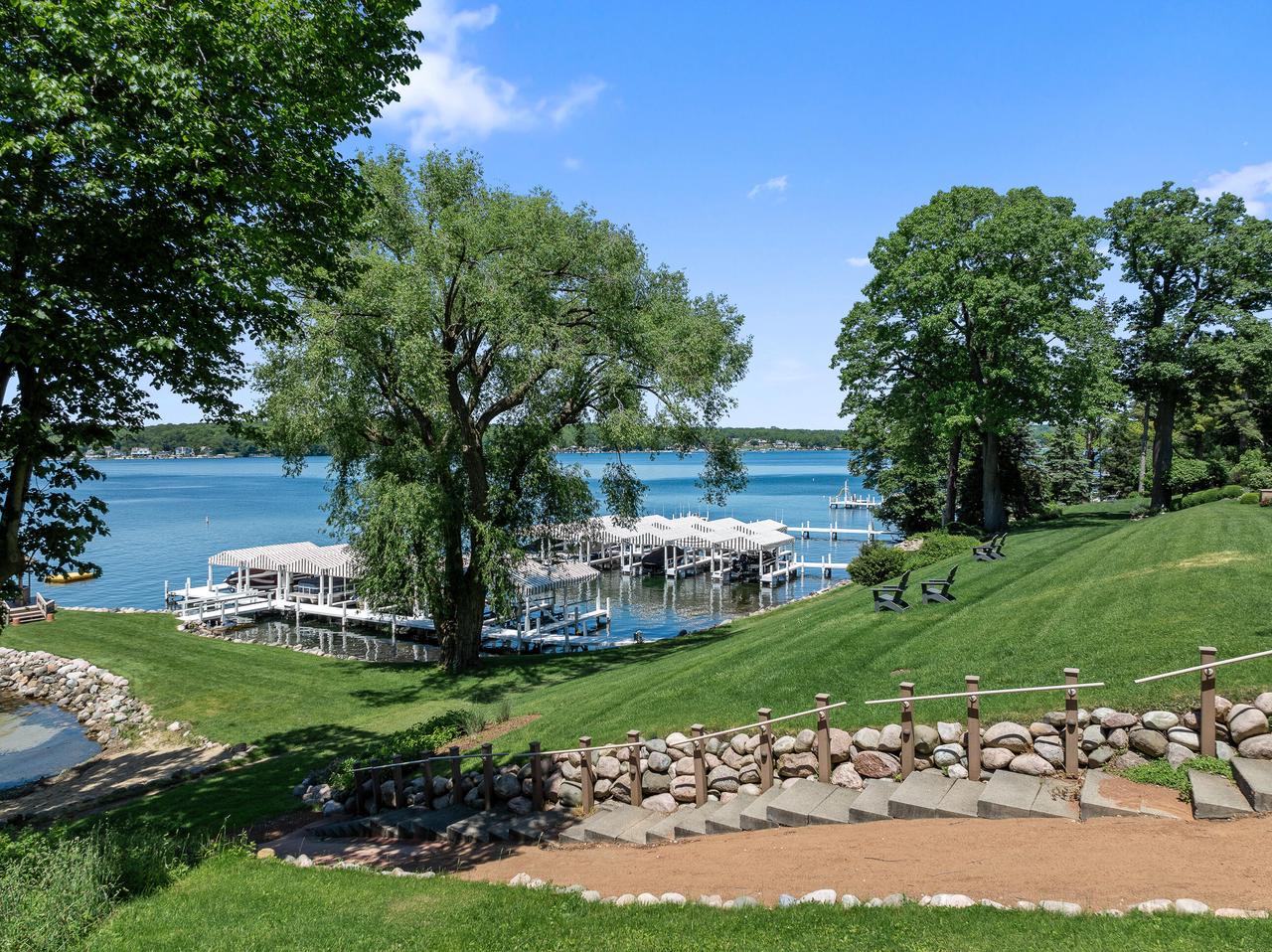 1120 South LAKE SHORE DRIVE 27