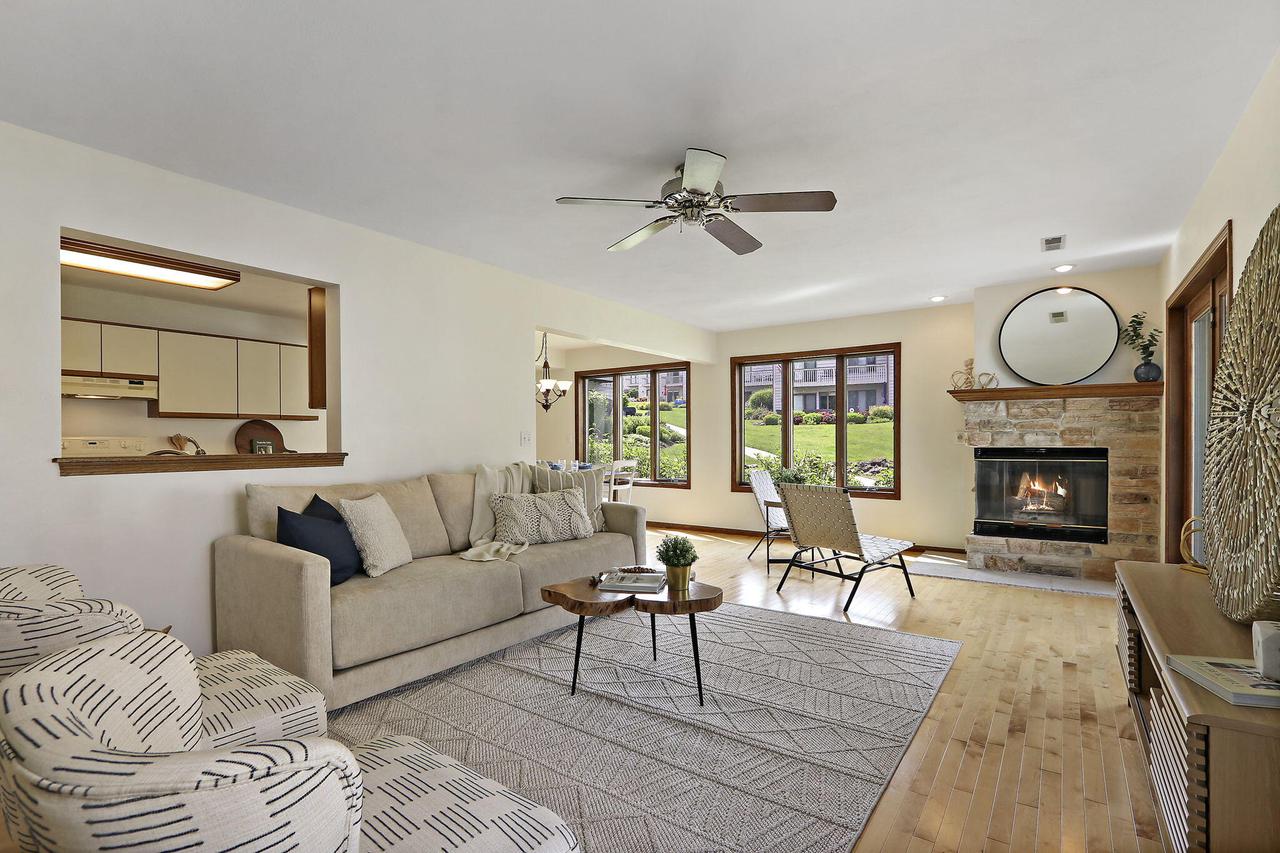 1611 Westbank CIRCLE