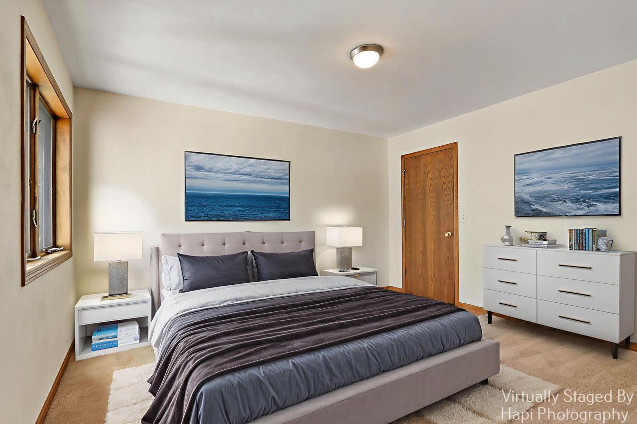 1611 Westbank CIRCLE