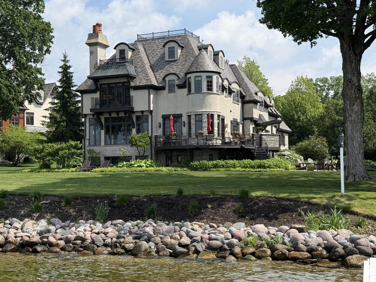 N1626 Lakeside LANE 9