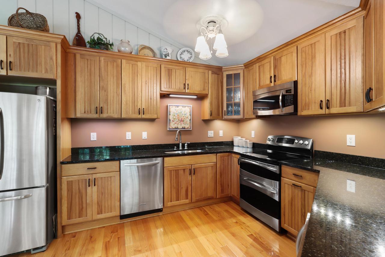 502 Tam O'Shanter DRIVE